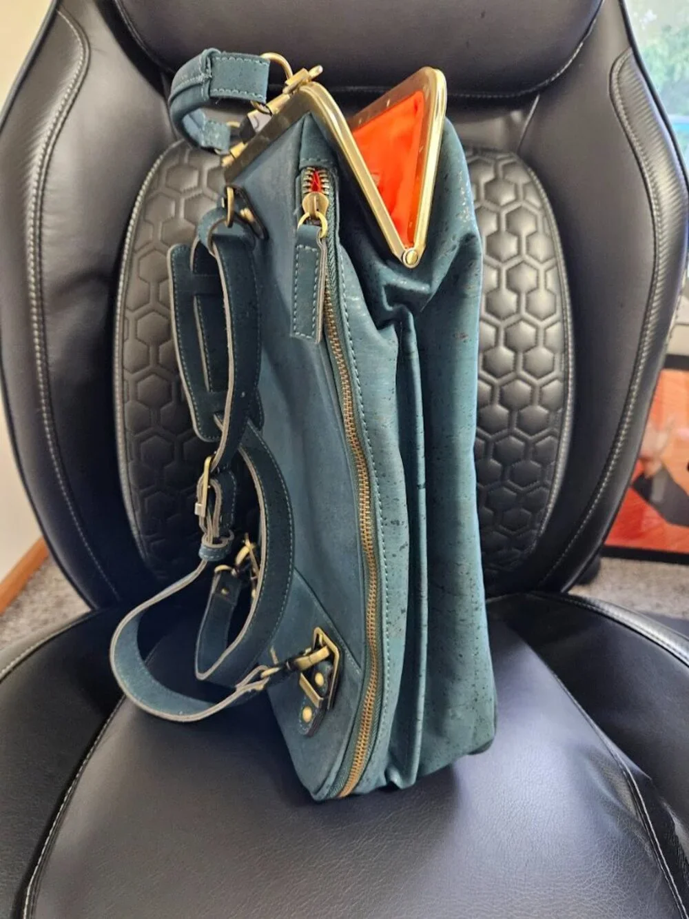 Laflore Paris Bobobark Convertible Backpack Emerald - Picture 2 of 8